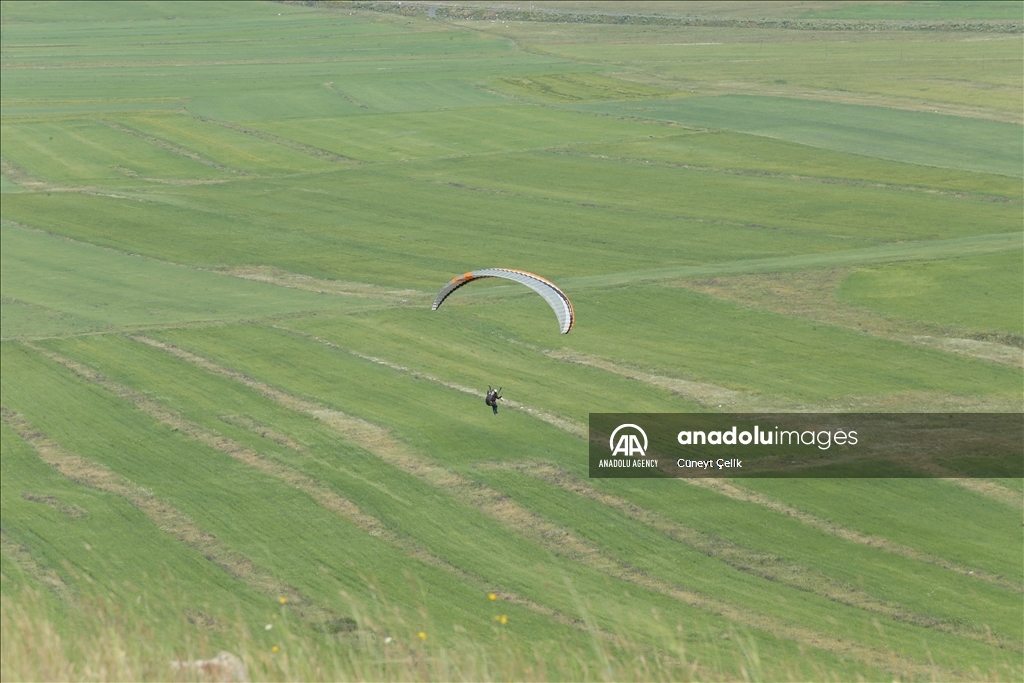Пилоты-парапланеристы провинции Карс вдохнули в регион новое дыхание