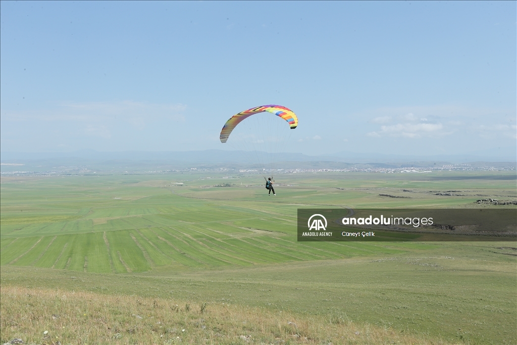 Пилоты-парапланеристы провинции Карс вдохнули в регион новое дыхание