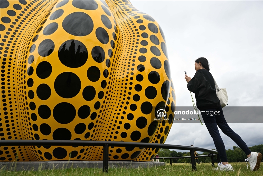 Yayoi Kusama's largest bronze sculpture 'Pumpkin' unveiled in Kensington Gardens, London