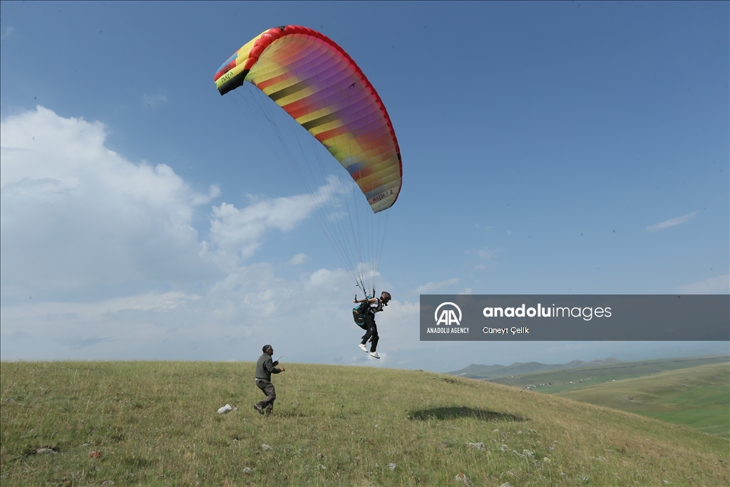 Пилоты-парапланеристы провинции Карс вдохнули в регион новое дыхание