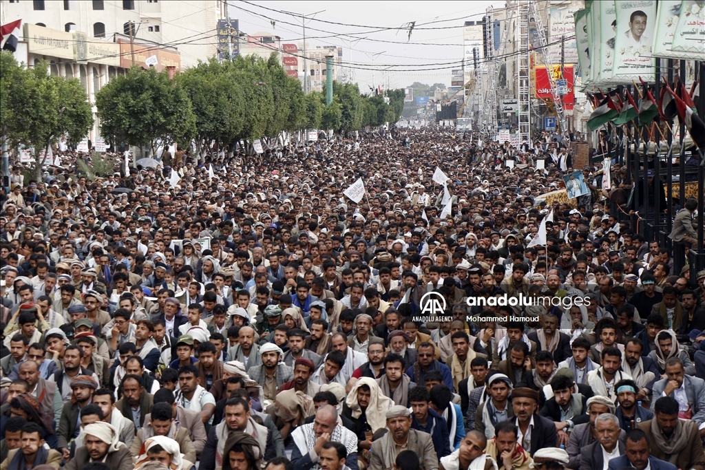 Pro-Palestinian demonstration during Ashura Day ceremony in Yemen