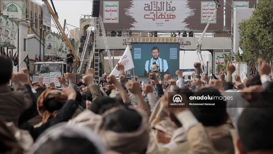 Pro-Palestinian demonstration during Ashura Day ceremony in Yemen