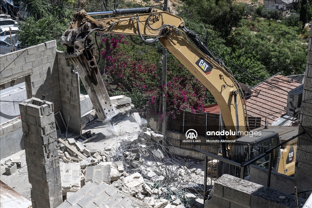 İsrail güçleri, Kudüs'te bir Filistinlinin evini yıktı
