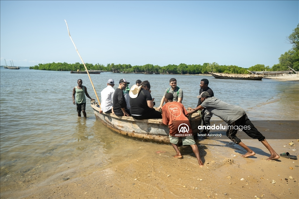 Cultural profession of Yambe Island: Boating