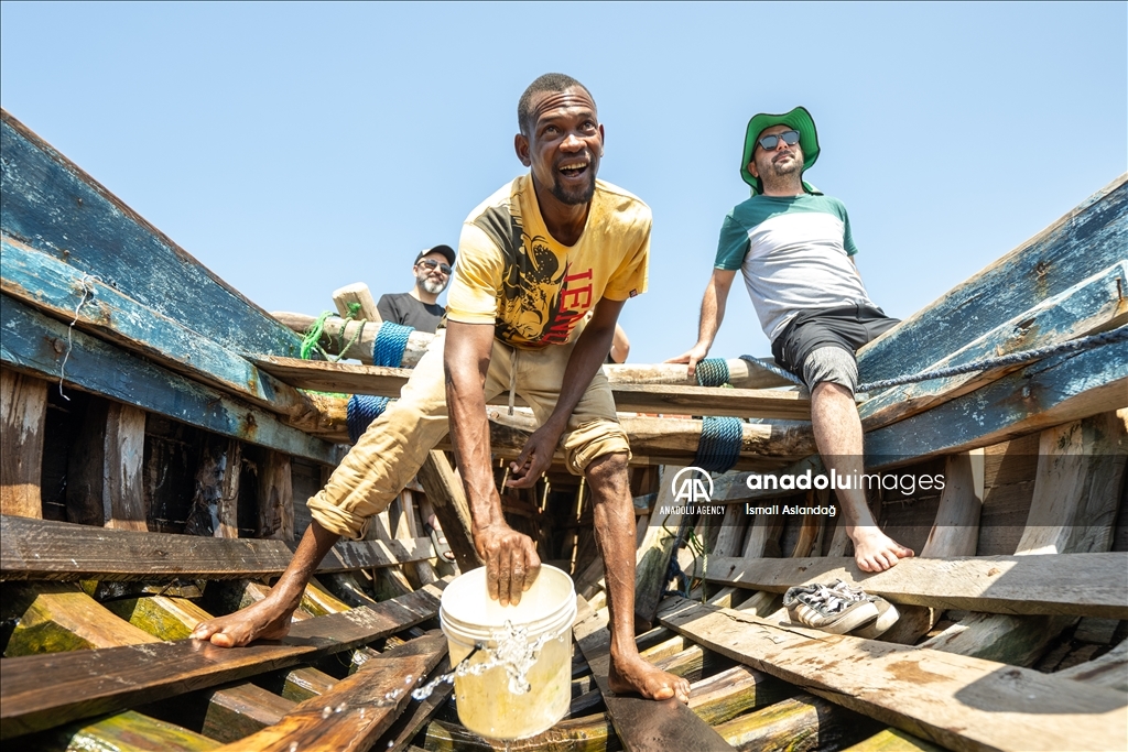 Cultural profession of Yambe Island: Boating