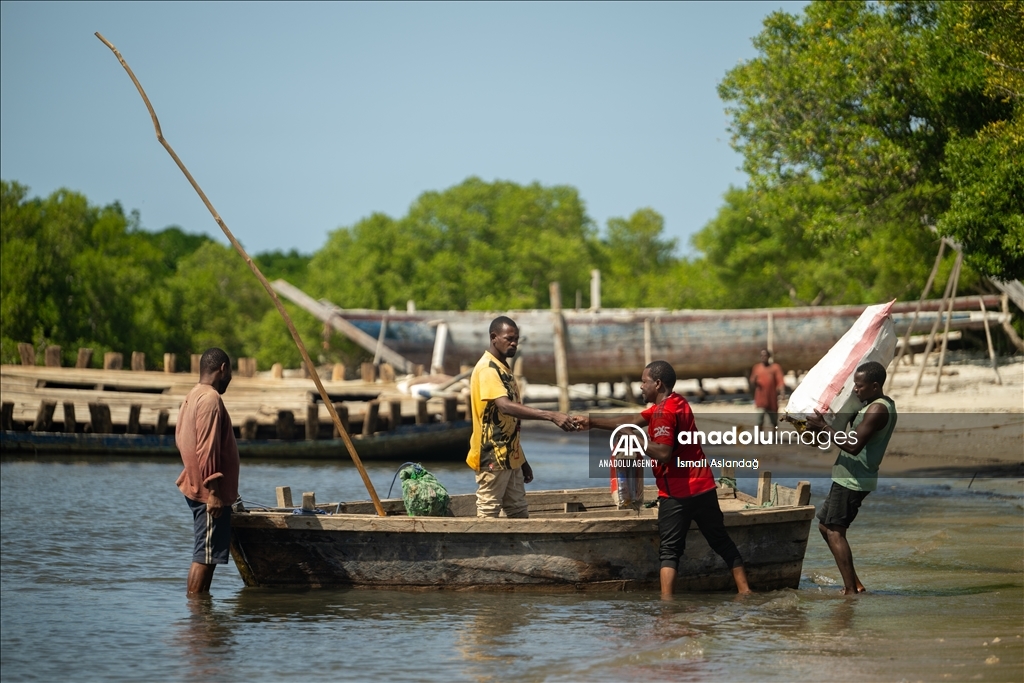 Cultural profession of Yambe Island: Boating