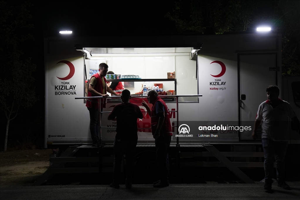 Orman yangınlarının kara savaşçıları mücadelesini aralıksız sürdürüyor