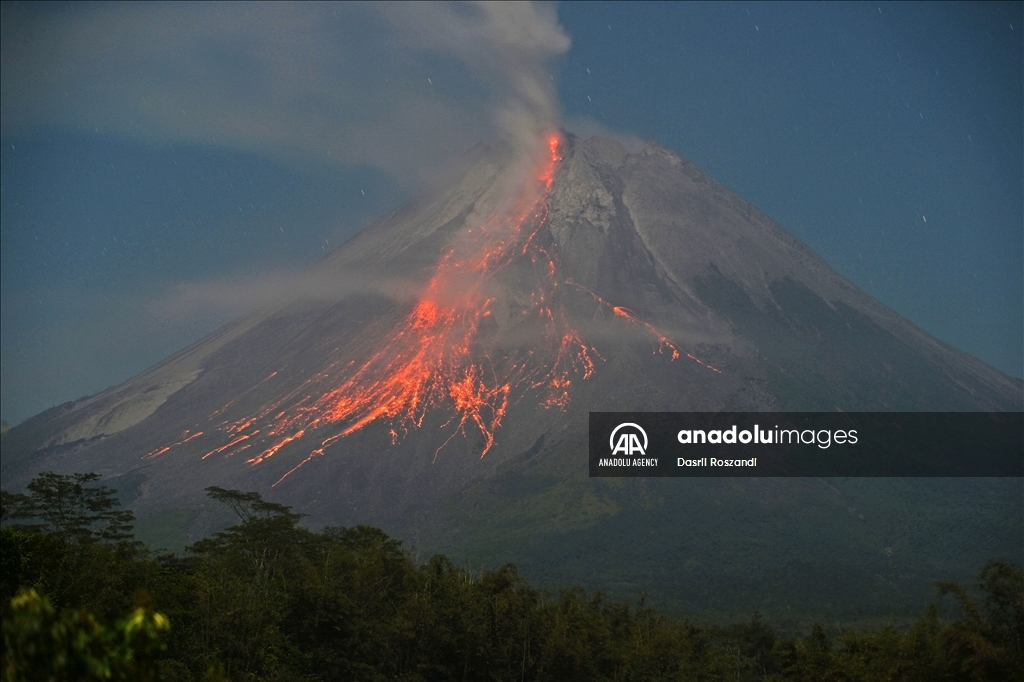 Merapi Volcano eruption continues, emitting lava flows and fumes in Central Java