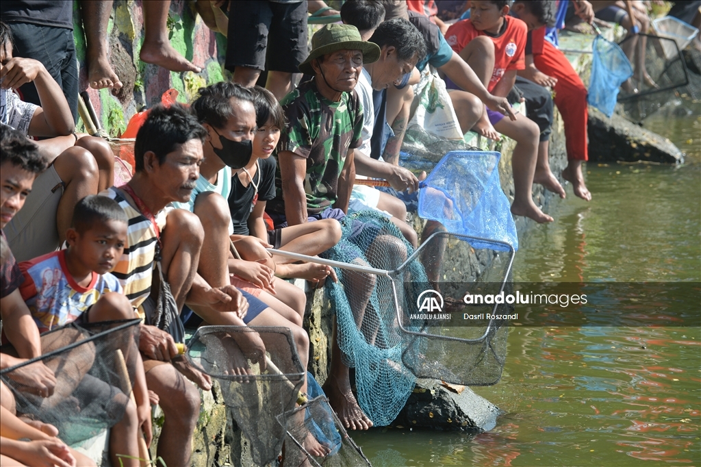 Endonezya'da geleneksel balık avlama etkinliği