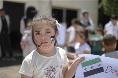 إدلب.. أطفال متلازمة داون ينظمون فعالية داعمة لأقرانهم في غزة