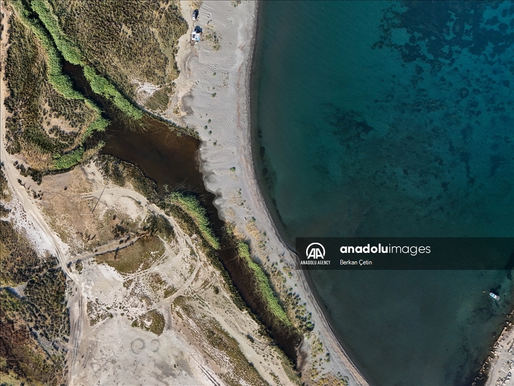 Теос - наиболее хорошо сохранившаяся античная гавань на турецком побережье