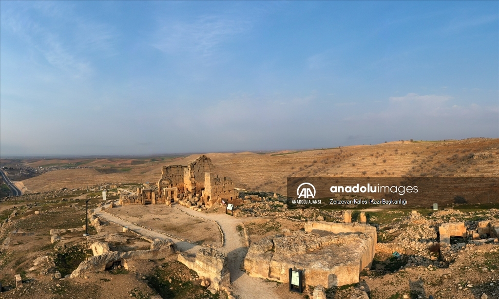 3 bin yıllık Zerzevan Kalesi UNESCO Dünya Miras Kalıcı Listesi'ne girme yolunda