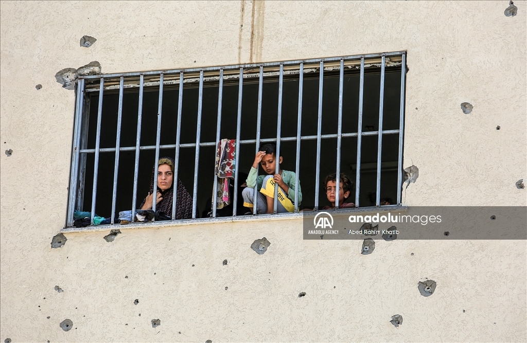 فلسطينيون يلجؤون لسجن مهجور هربا من الهجمات الإسرائيلية