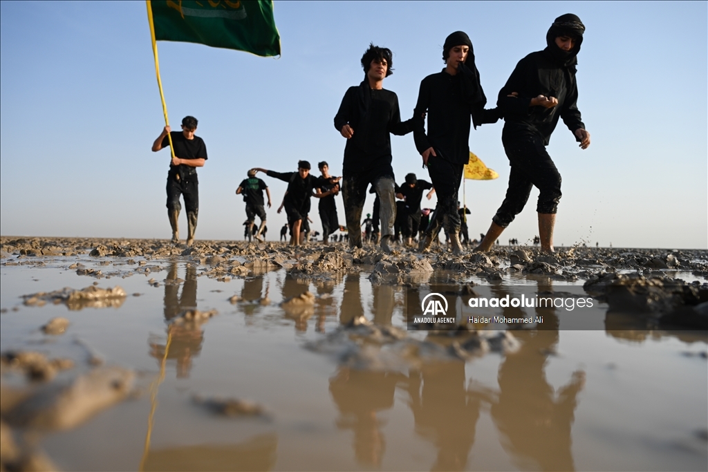 В Ираке прошло траурное шествие Арбаин
