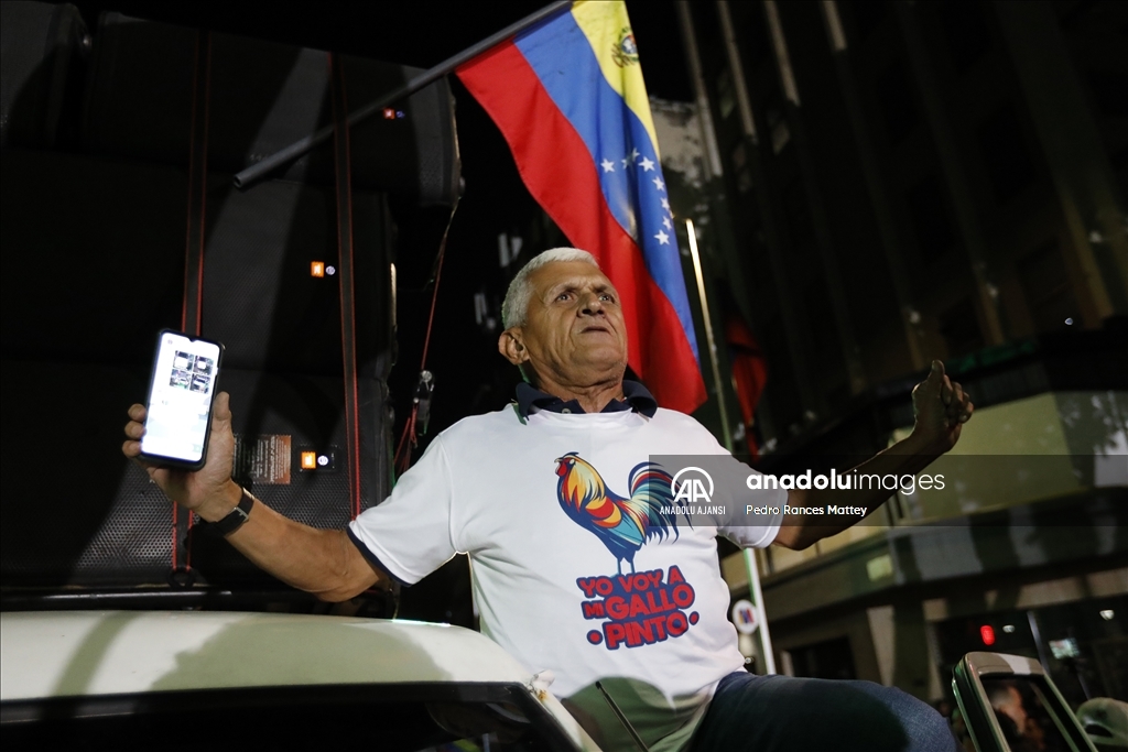 Venezuela'da devlet başkanı seçimini Nicolas Maduro kazandı