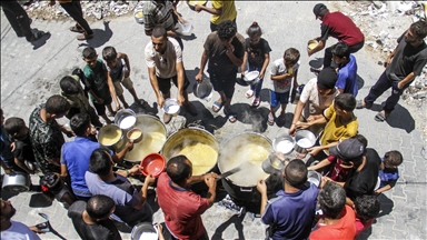 Food is being distributed to displaced Palestinians in Gaza