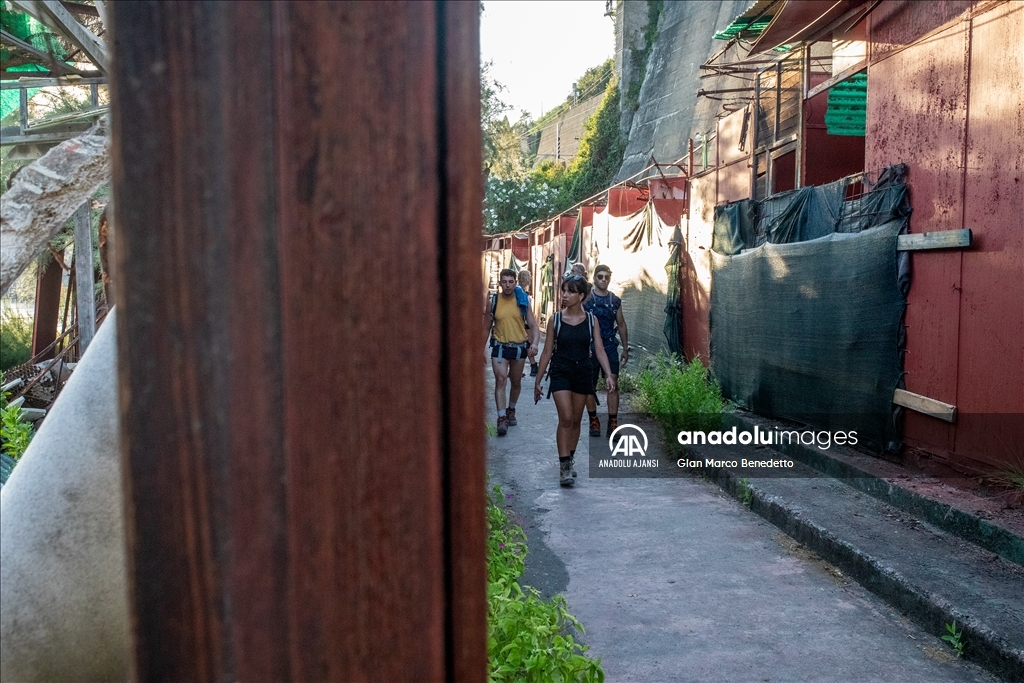 İtalya, popüler Cinque Terre bölgesinde turizmin olumsuz etkilerini azaltmaya çalışıyor