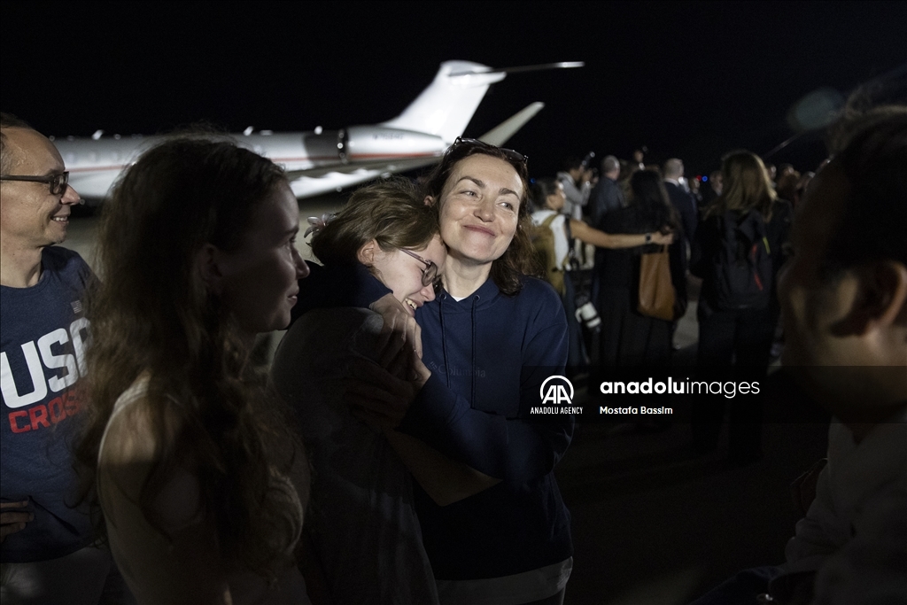 Biden and Harris welcome those returning to US after US-Russia prisoner swap