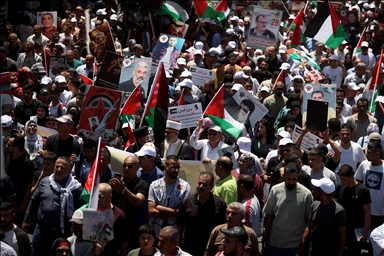 Batı Şeria'da "Gazze'ye ve İsrail Hapishanelerindeki Esirlere Destek" gösterileri yapıldı