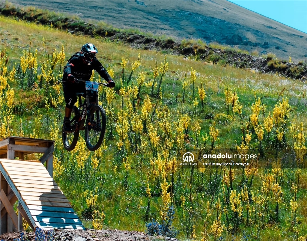 Erzurum'da düzenlenen Downhill Türkiye Şampiyonası sona erdi