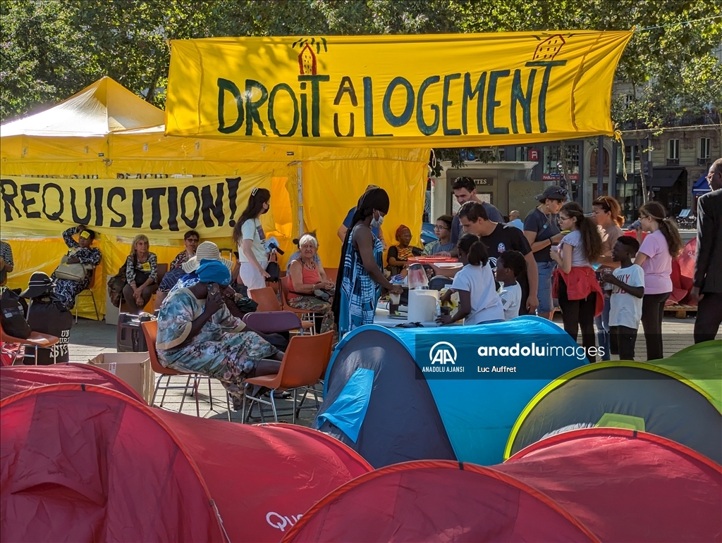 Olimpiyatlara ev sahipliği yapan Paris'te evsizlerin ve göçmenlerin barınma sorunu derinleşiyor