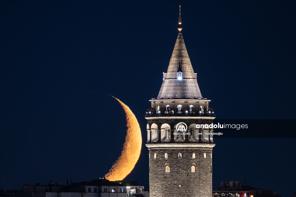 İstanbul'da hilal