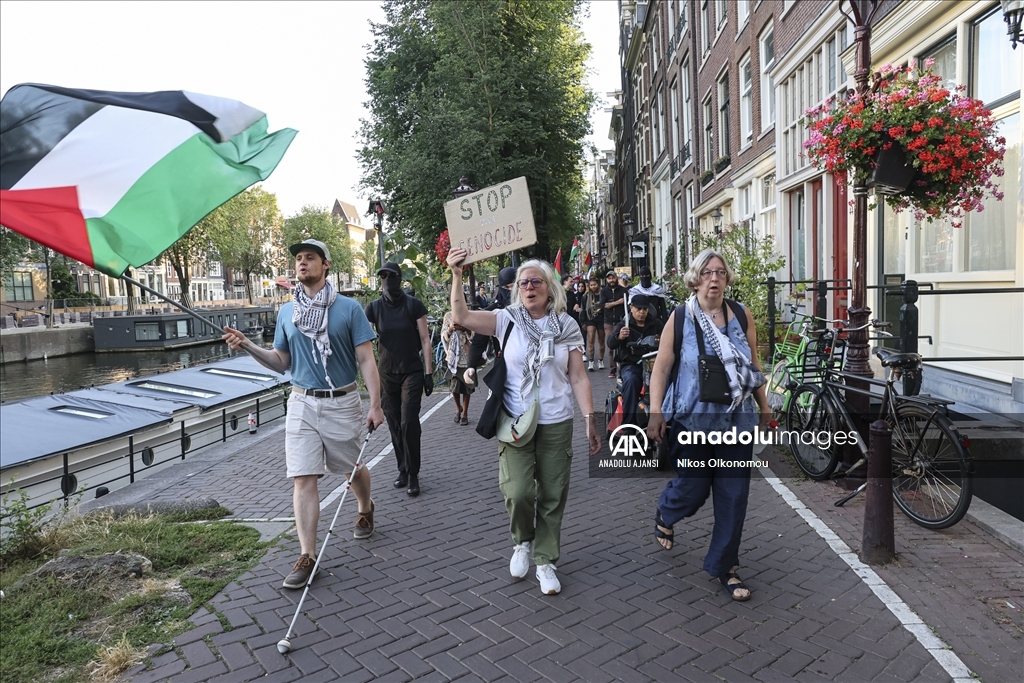 Amsterdam'da Filistin yanlısı protestoda tutuklamalar