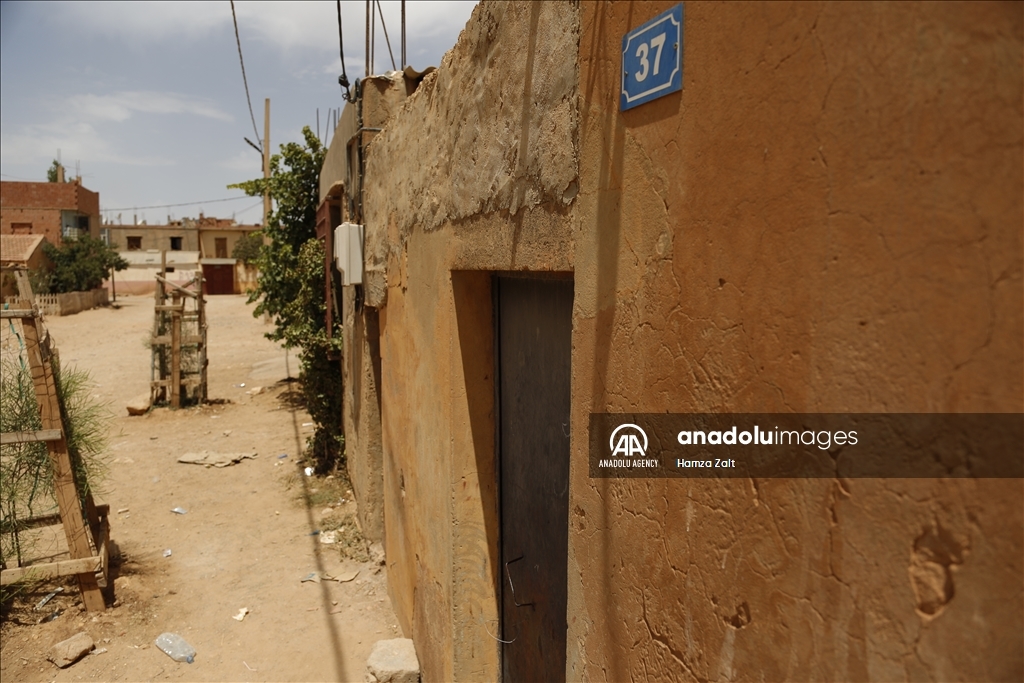 الجزائر.. دعم كبير للملاكمة إيمان من أسرتها وسكان مسقط رأسها