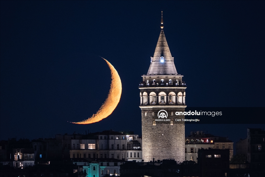 İstanbul'da hilal