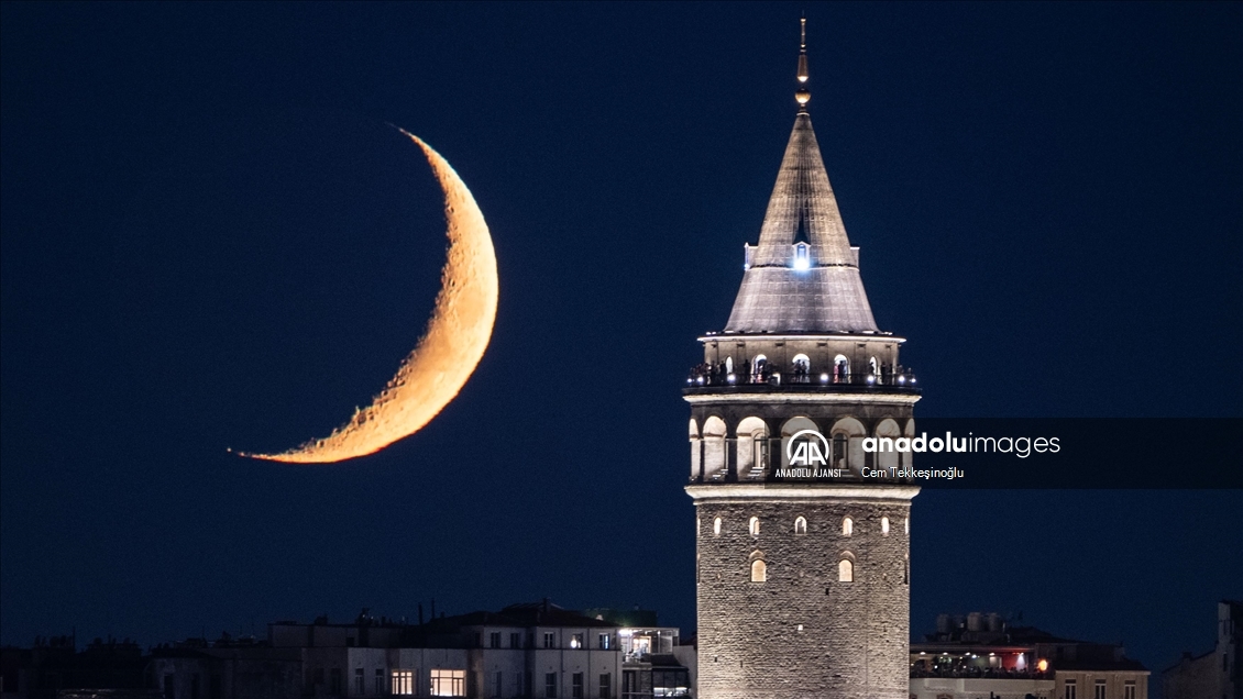 İstanbul'da hilal