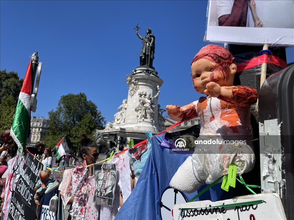 Paris'te Filistin'e destek gösterisi düzenlendi