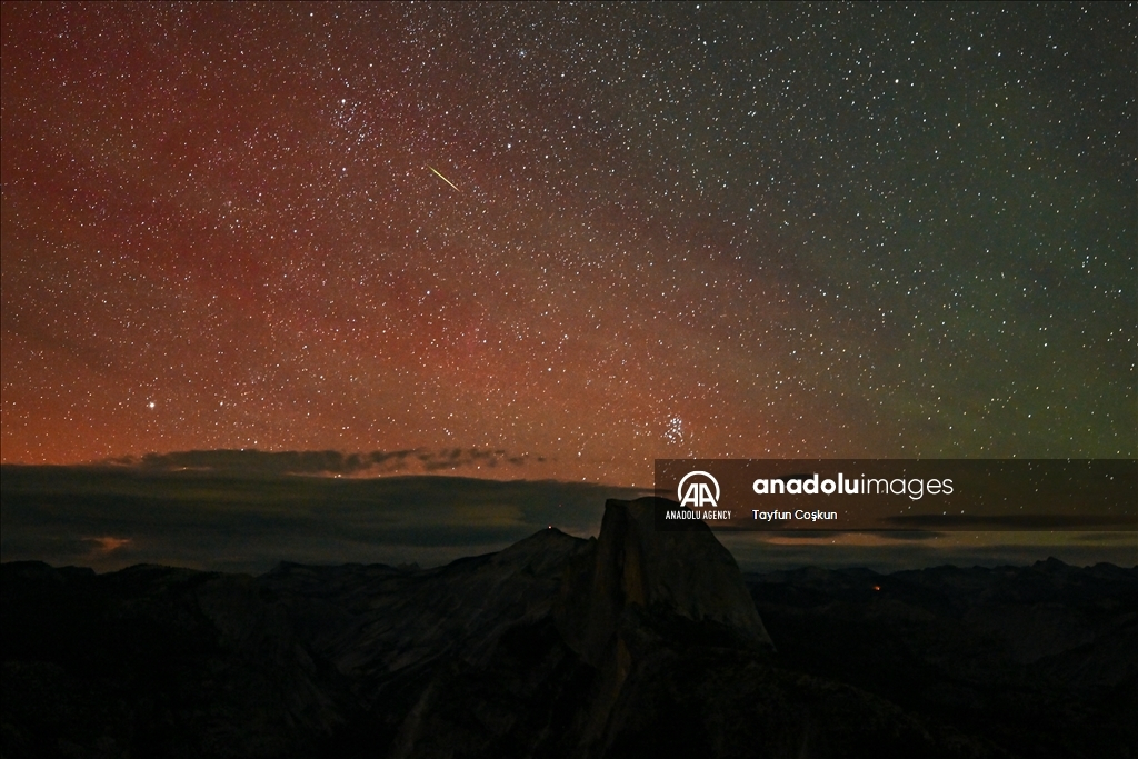 Perseid meteor showers captured in Yosemite National Park of California