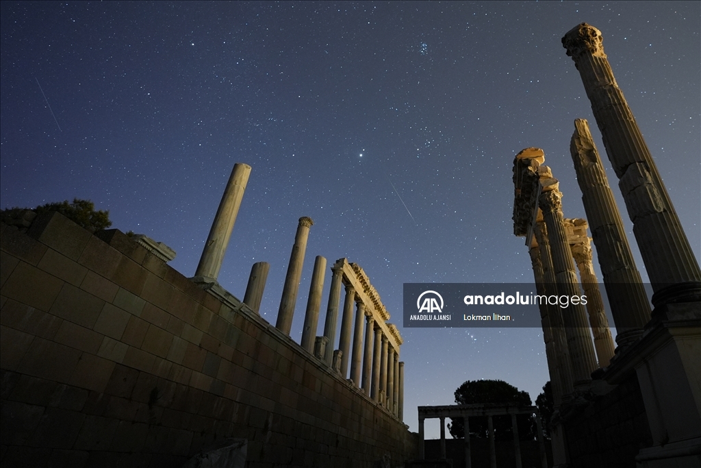 Bergama Akrapolü'nde "Perseid meteor yağmuru" gözlemlendi