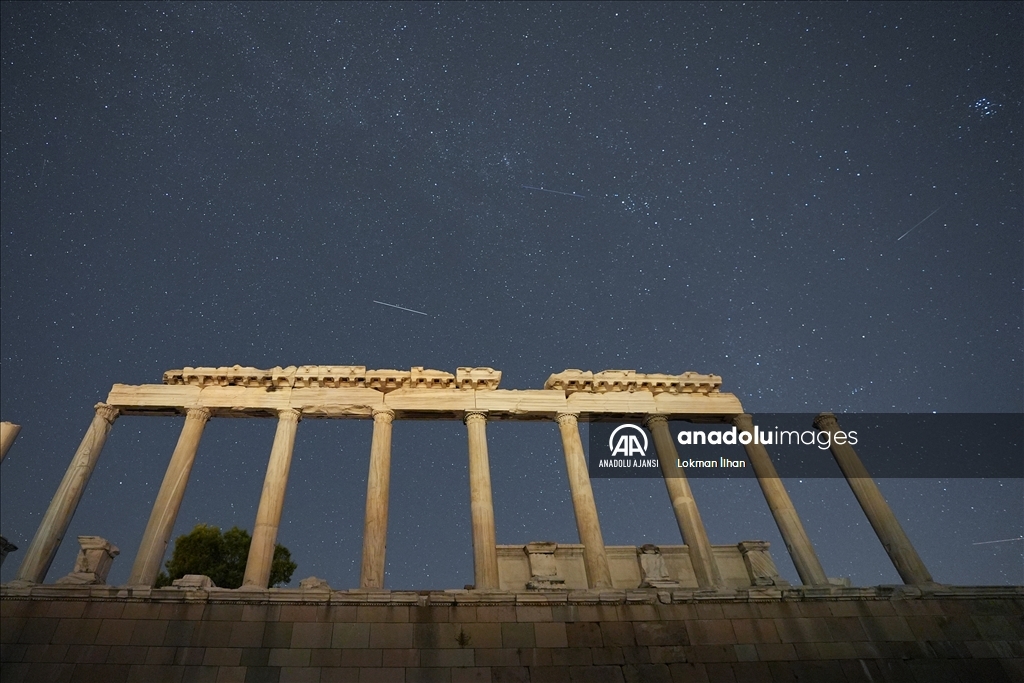 Bergama Akrapolü'nde "Perseid meteor yağmuru" gözlemlendi