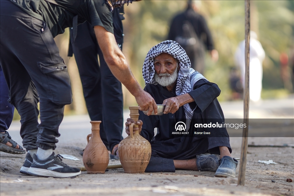 В Ираке прошло траурное шествие Арбаин