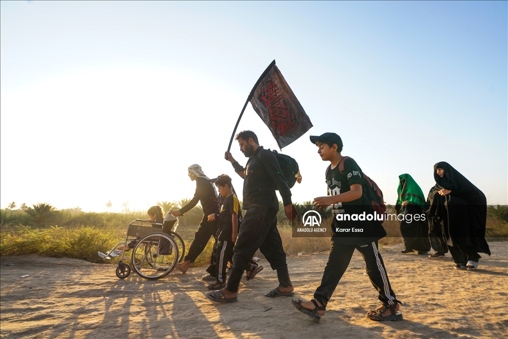 В Ираке прошло траурное шествие Арбаин