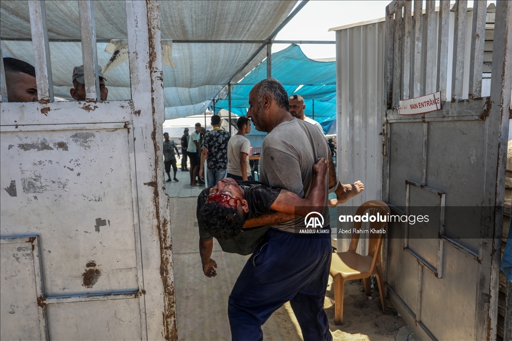 Filistinli bir çocuk, İsrail ordusuna bağlı keskin nişancı tarafından başından vuruldu