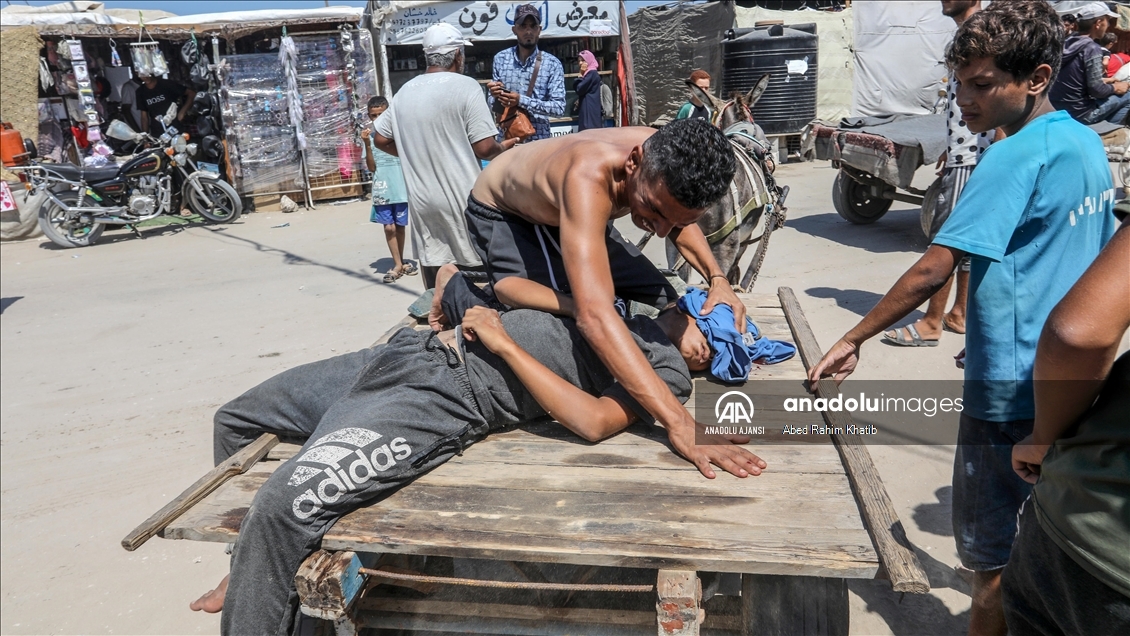 Filistinli bir çocuk, İsrail ordusuna bağlı keskin nişancı tarafından başından vuruldu