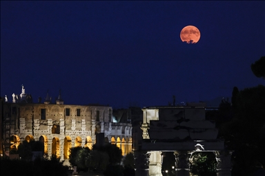 Supermoon in Rome