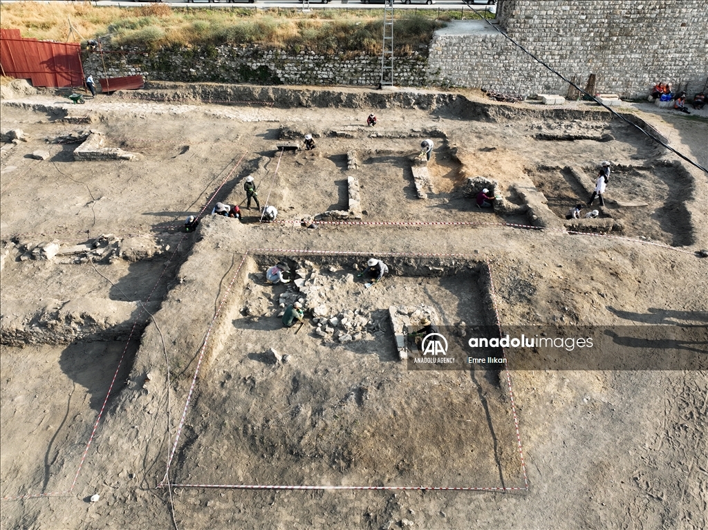 تركيا.. اكتشاف آثار جديدة في المدينة القديمة بولاية وان