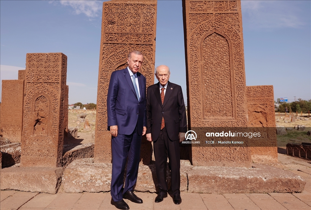 Cumhurbaşkanı Recep Tayyip Erdoğan, Ahlat'ta