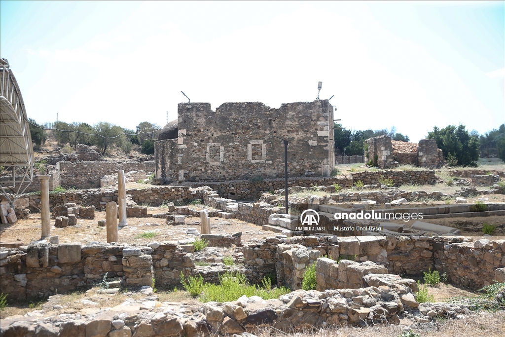 Kelenderis Antik Kenti'nde 2 bin 500 yıllık kalenin ortaya çıkarılması hedefleniyor