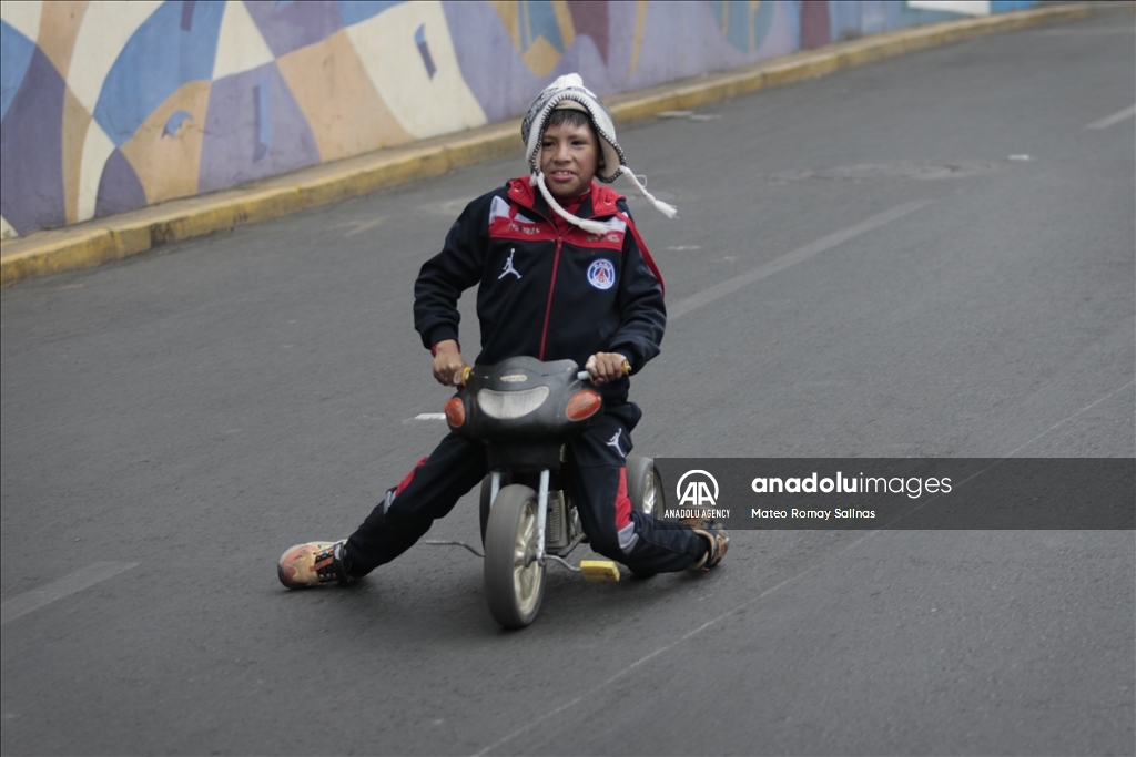 Pedestrian Day in Bolivia