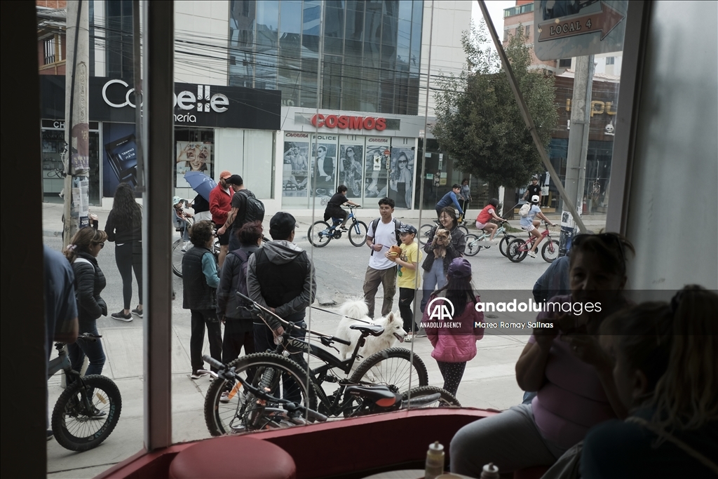 Pedestrian Day in Bolivia