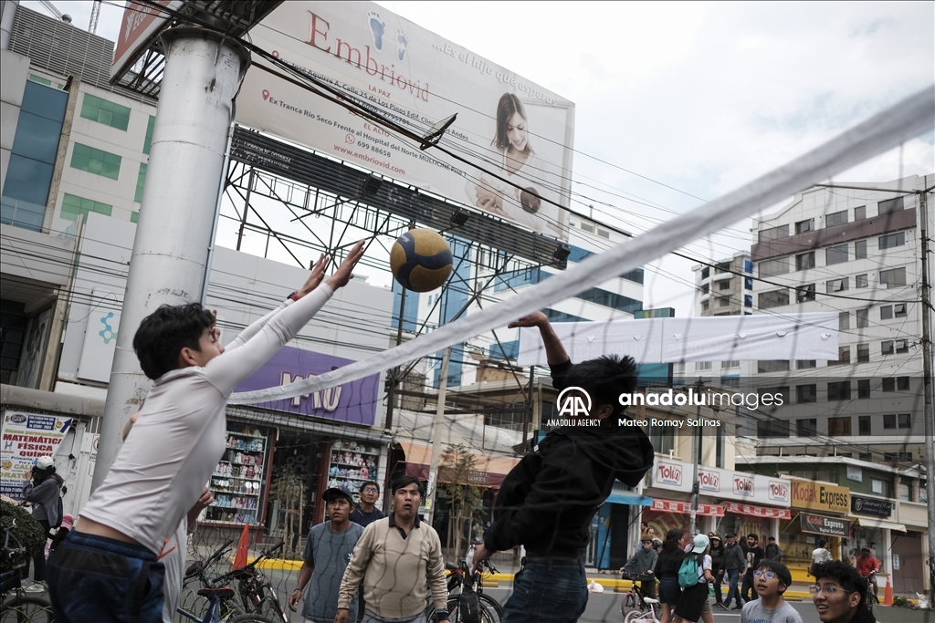 Pedestrian Day in Bolivia