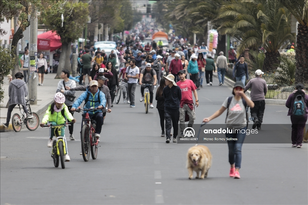 Pedestrian Day in Bolivia