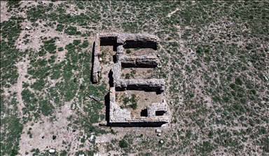 Expansion of the excavation area in the ancient city of Anavarza of Turkiye's Adana