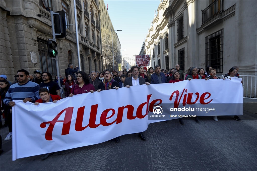 Chileans commemorate 51th anniversary of Military Coup