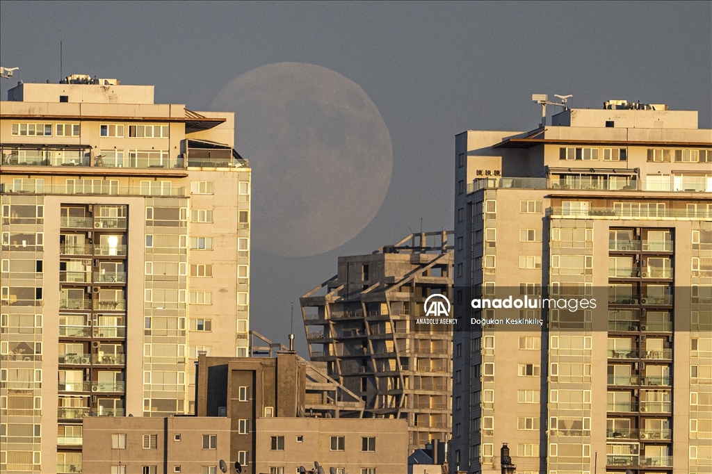 Bulging Moon in Turkiye's Ankara