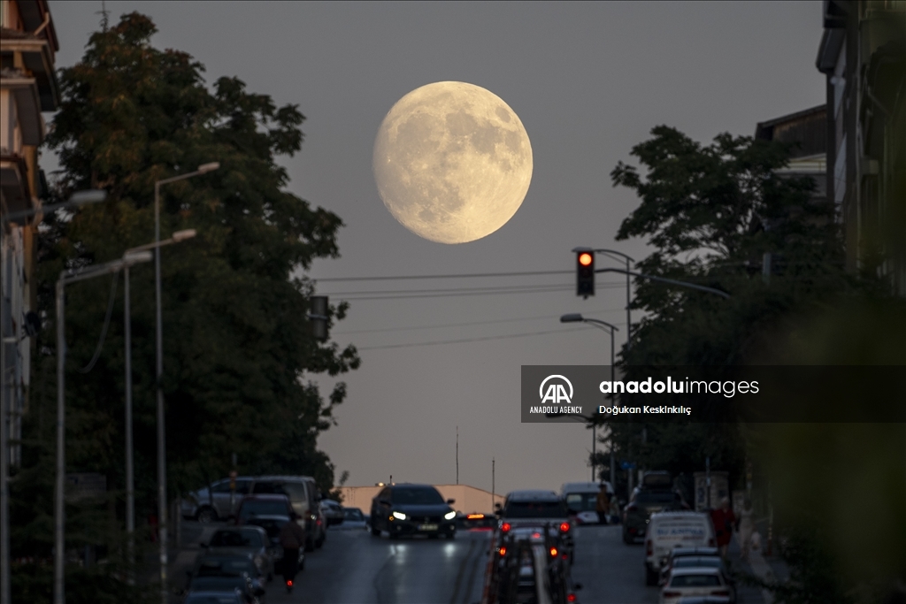 Bulging Moon in Turkiye's Ankara